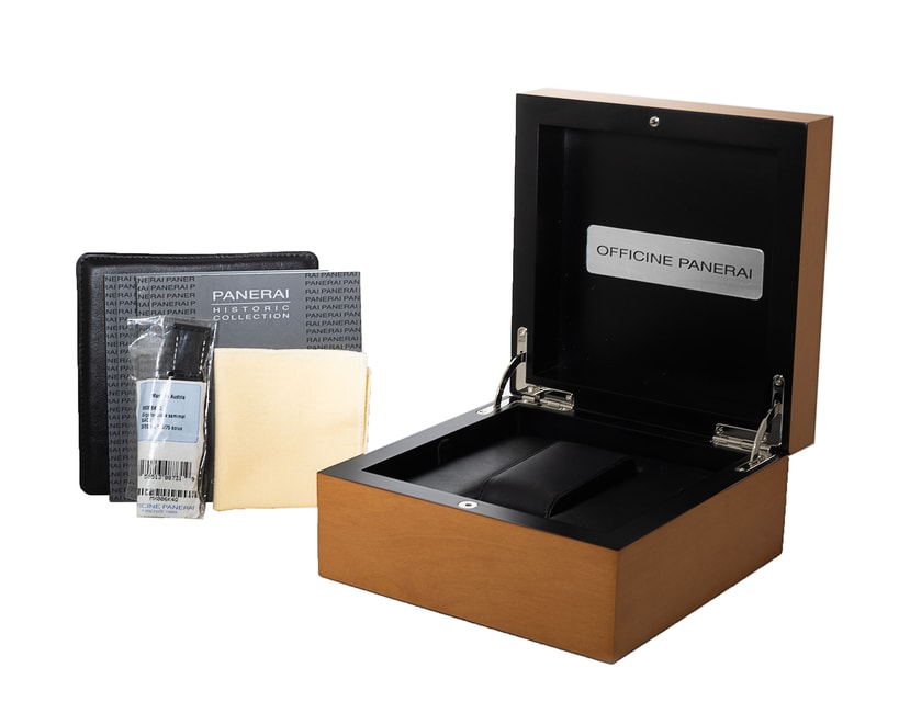 Panerai Radiomir 1940 PAM00513 Image 5